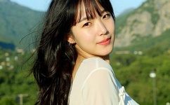 鲍毓明将开发布会回应质疑